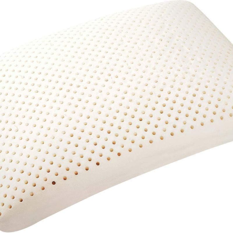 Travesseiro de Látex Natural da Duoflex com furos de ventilação que não esquenta a cabeça