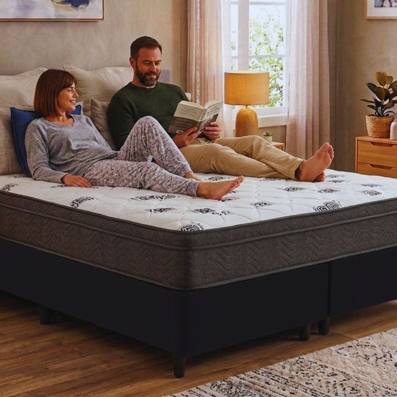 Colchão Ortobom Light D45 casal em espuma firme com pillow top europeu, indicado para dor nas costas